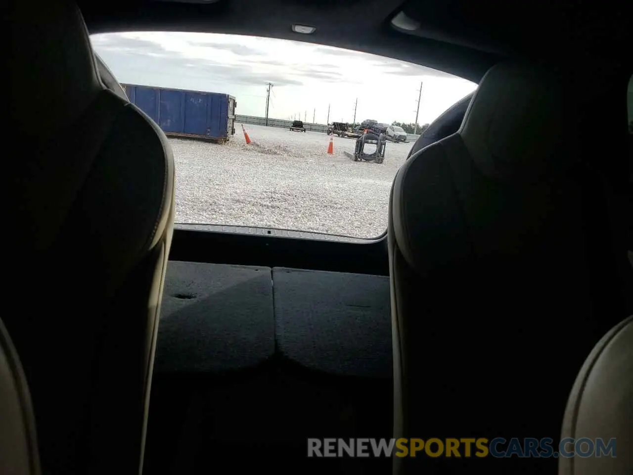 10 Photograph of a damaged car 5YJXCBE29LF300265 TESLA MODEL X 2020