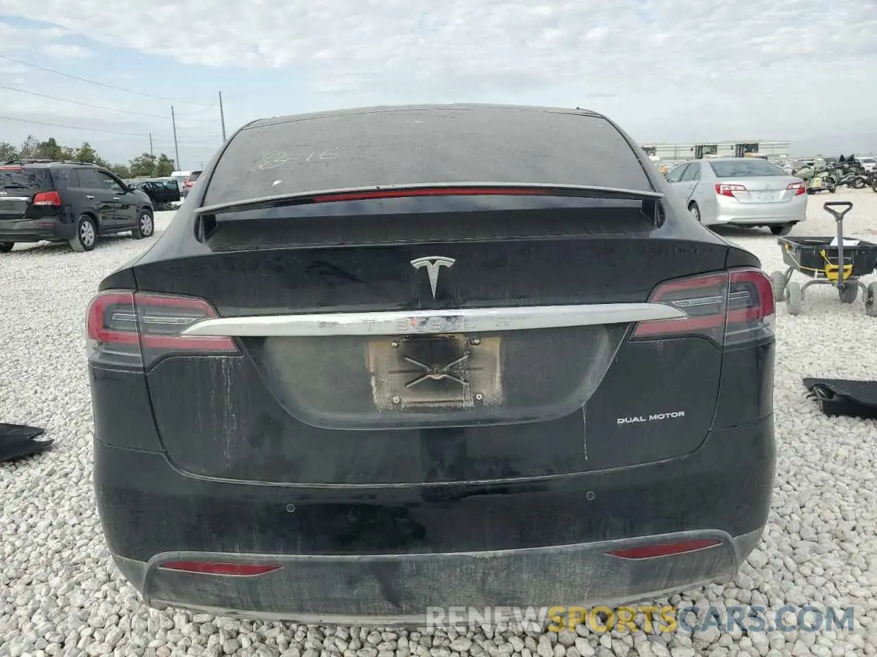 6 Photograph of a damaged car 5YJXCBE29LF300265 TESLA MODEL X 2020