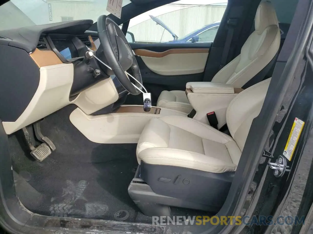 7 Photograph of a damaged car 5YJXCBE29LF300265 TESLA MODEL X 2020