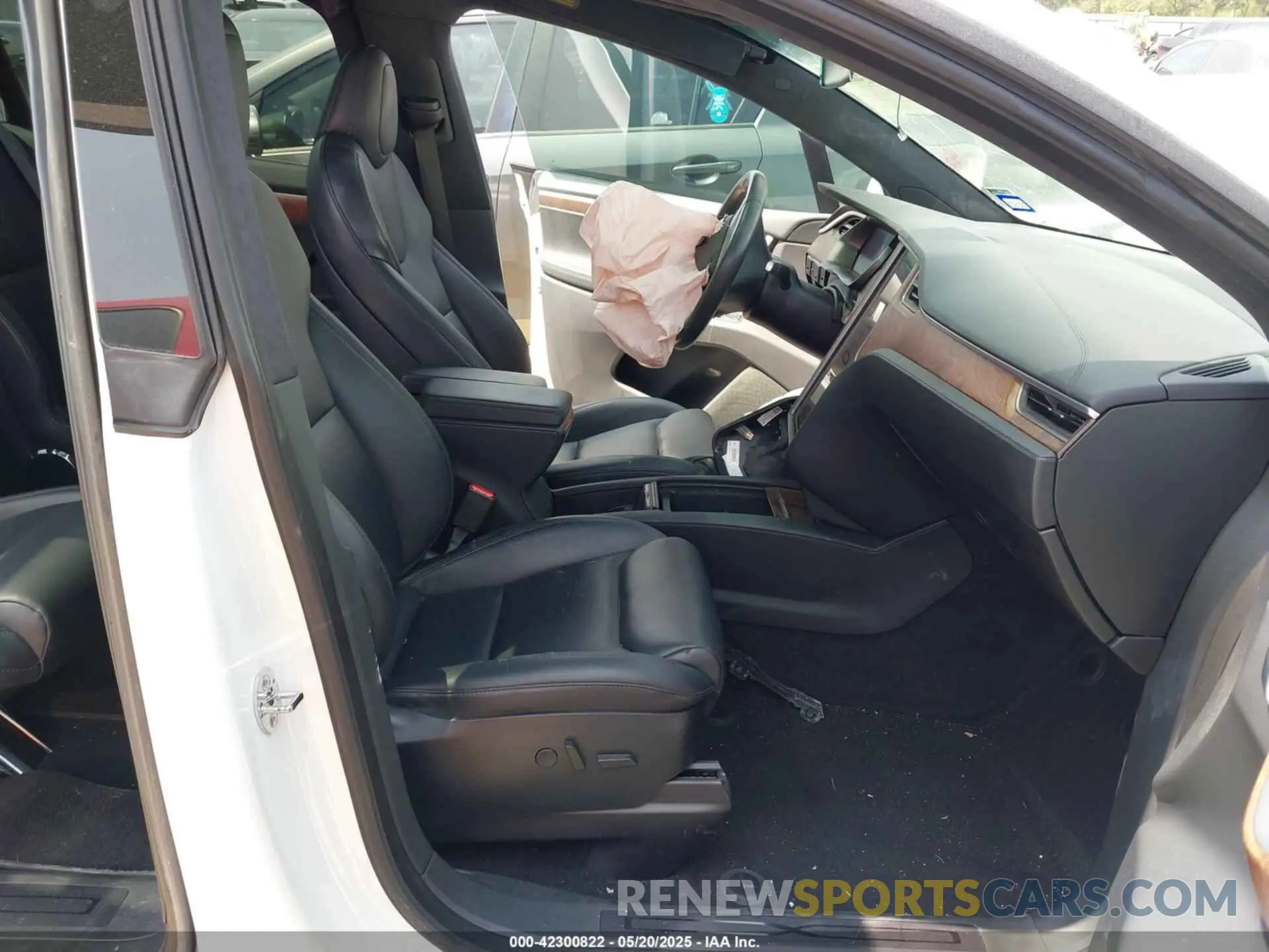 5 Photograph of a damaged car 5YJXCBE29LF302727 TESLA MODEL X 2020