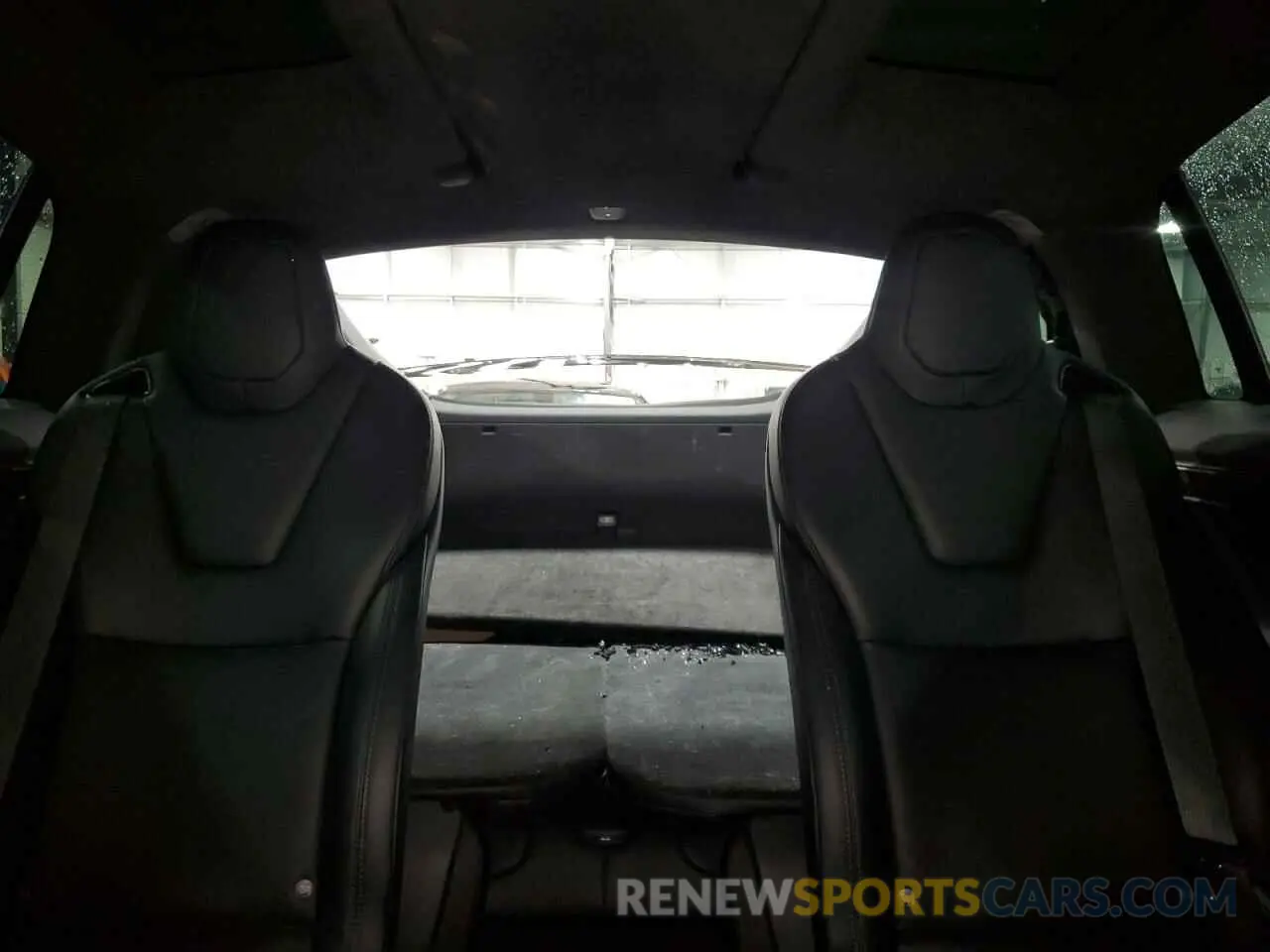 10 Photograph of a damaged car 5YJXCBE29LF303246 TESLA MODEL X 2020