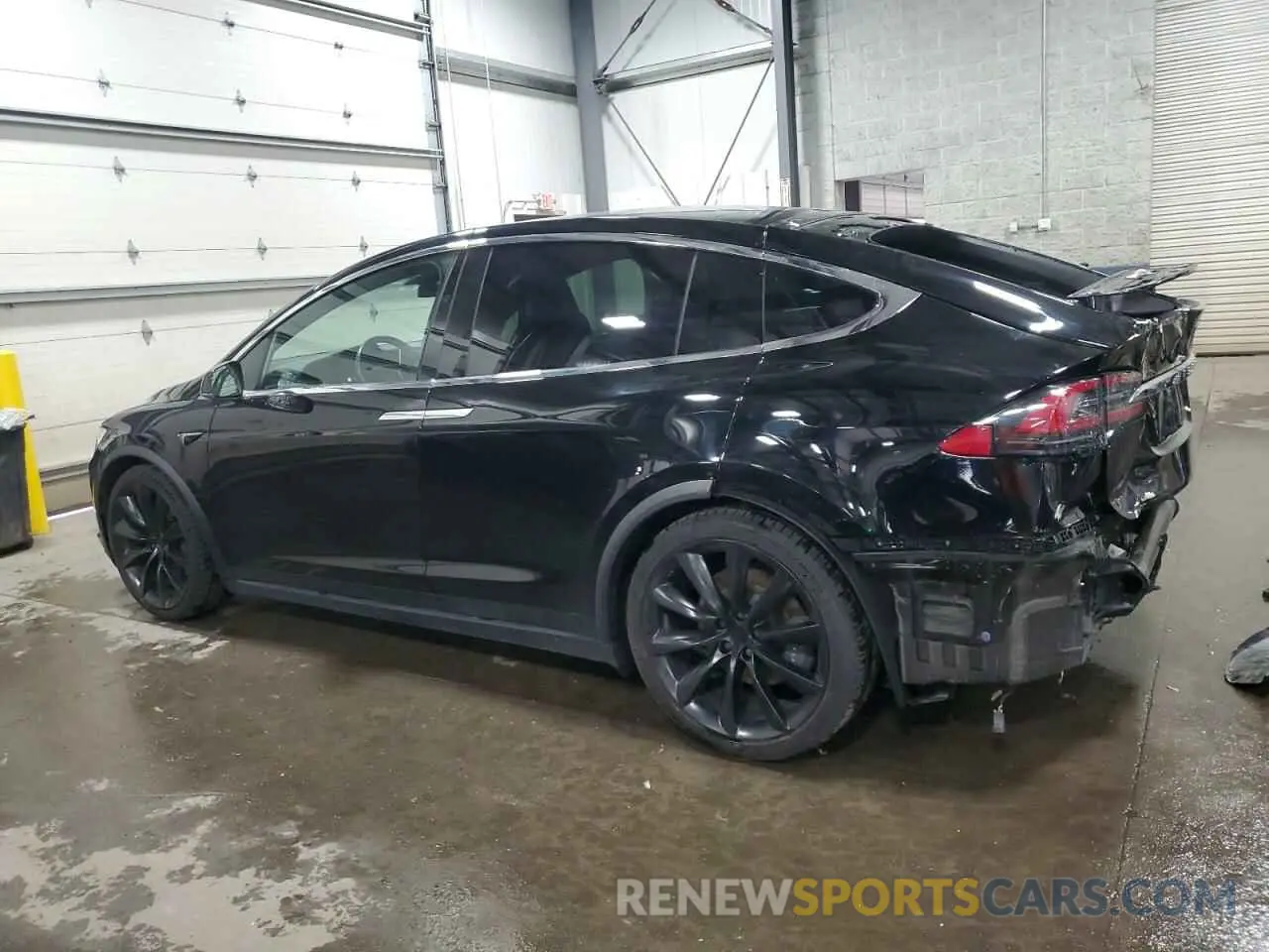 2 Photograph of a damaged car 5YJXCBE29LF303246 TESLA MODEL X 2020