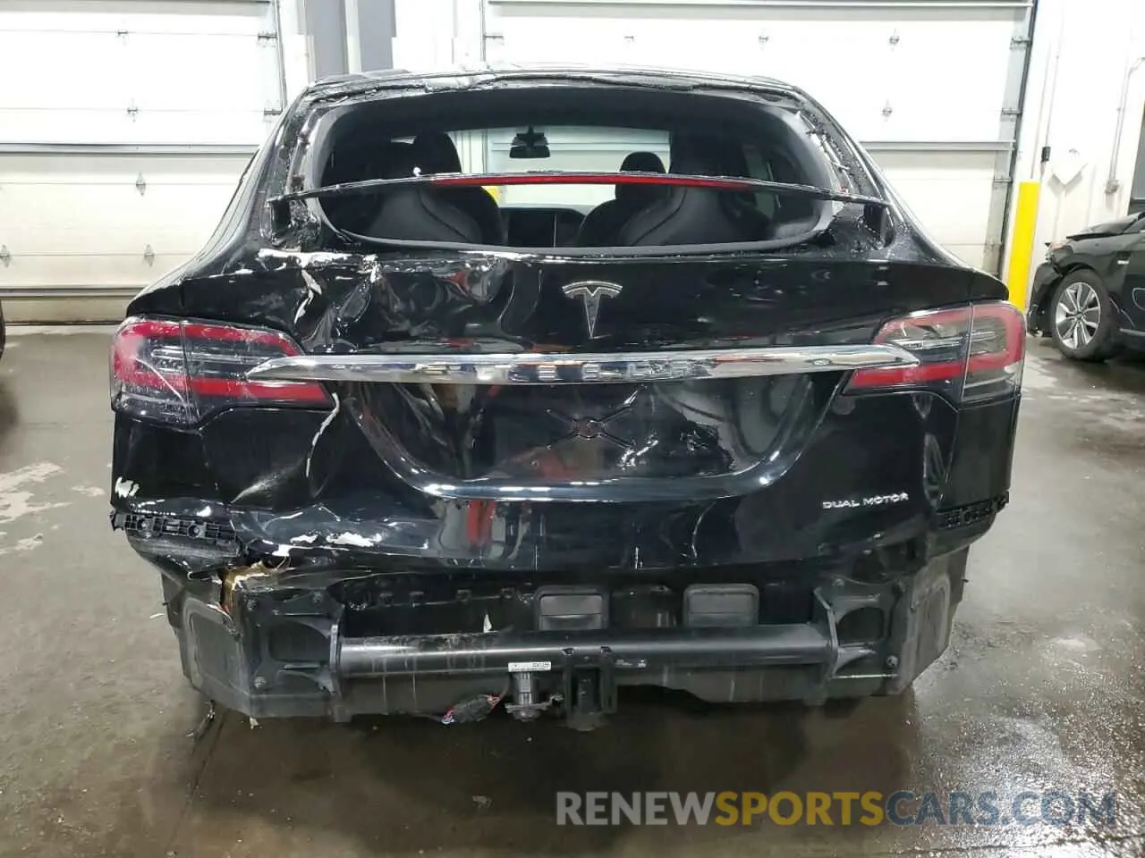 6 Photograph of a damaged car 5YJXCBE29LF303246 TESLA MODEL X 2020