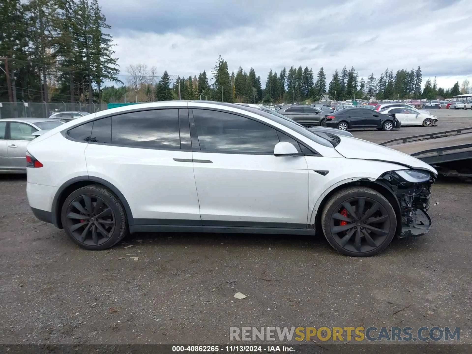 14 Photograph of a damaged car 5YJXCBE43LF216850 TESLA MODEL X 2020