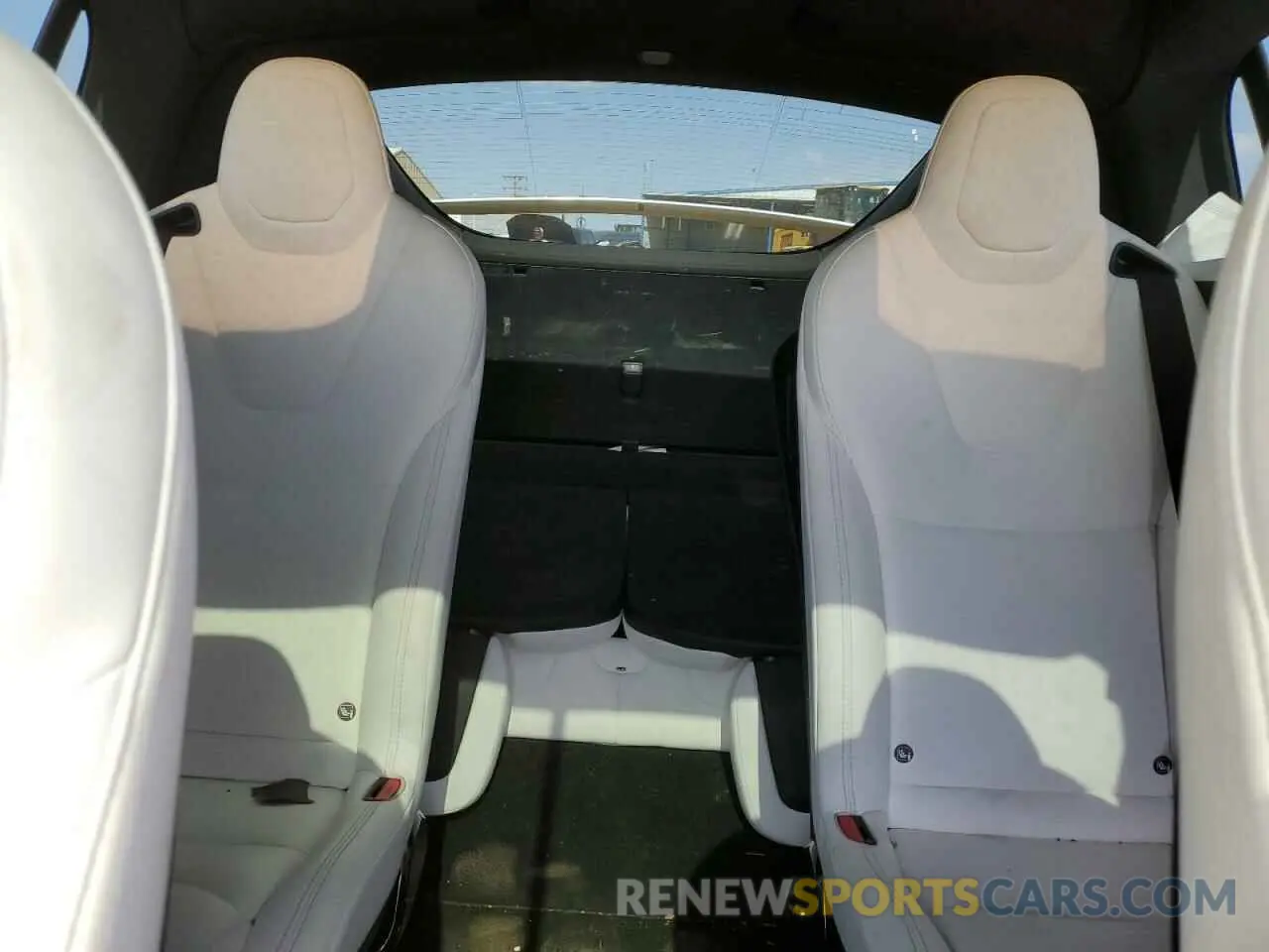 10 Photograph of a damaged car 5YJXCBE43LF279401 TESLA MODEL X 2020