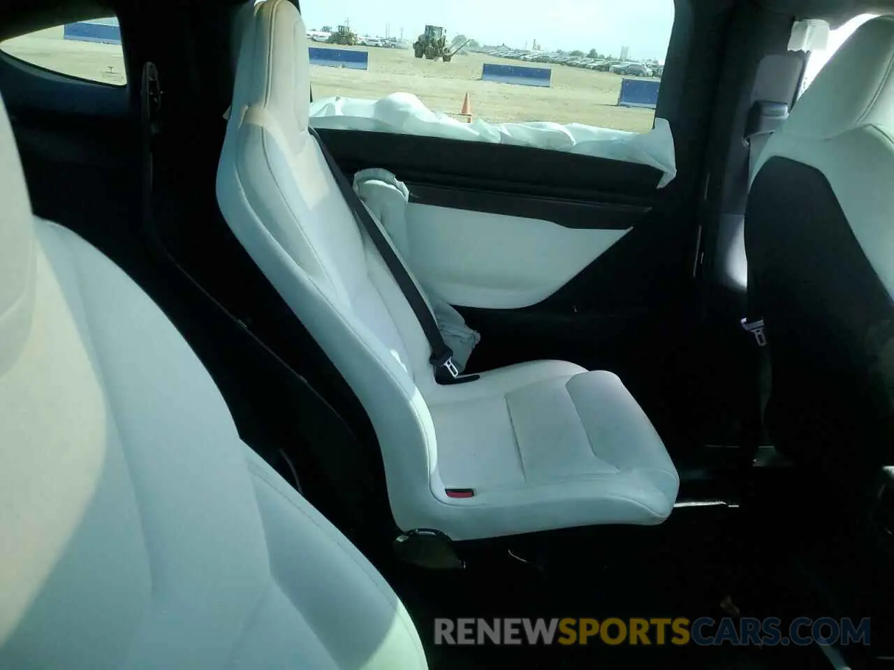 11 Photograph of a damaged car 5YJXCBE43LF279401 TESLA MODEL X 2020
