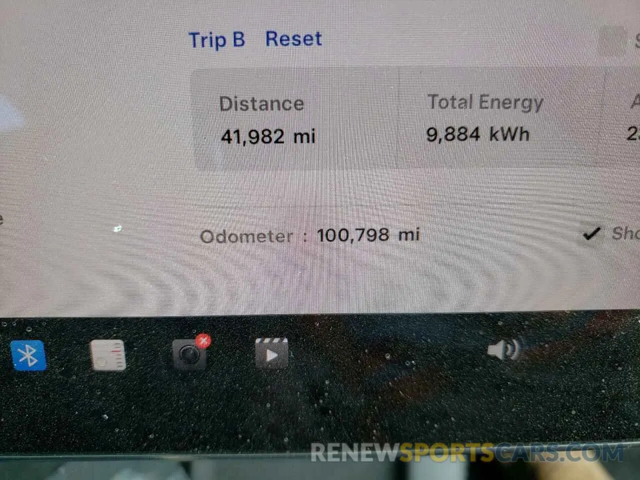 9 Photograph of a damaged car 5YJXCBE43LF279401 TESLA MODEL X 2020