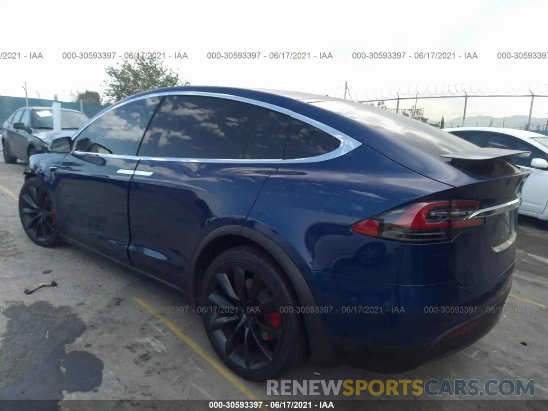 3 Photograph of a damaged car 5YJXCBE47LF281619 TESLA MODEL X 2020