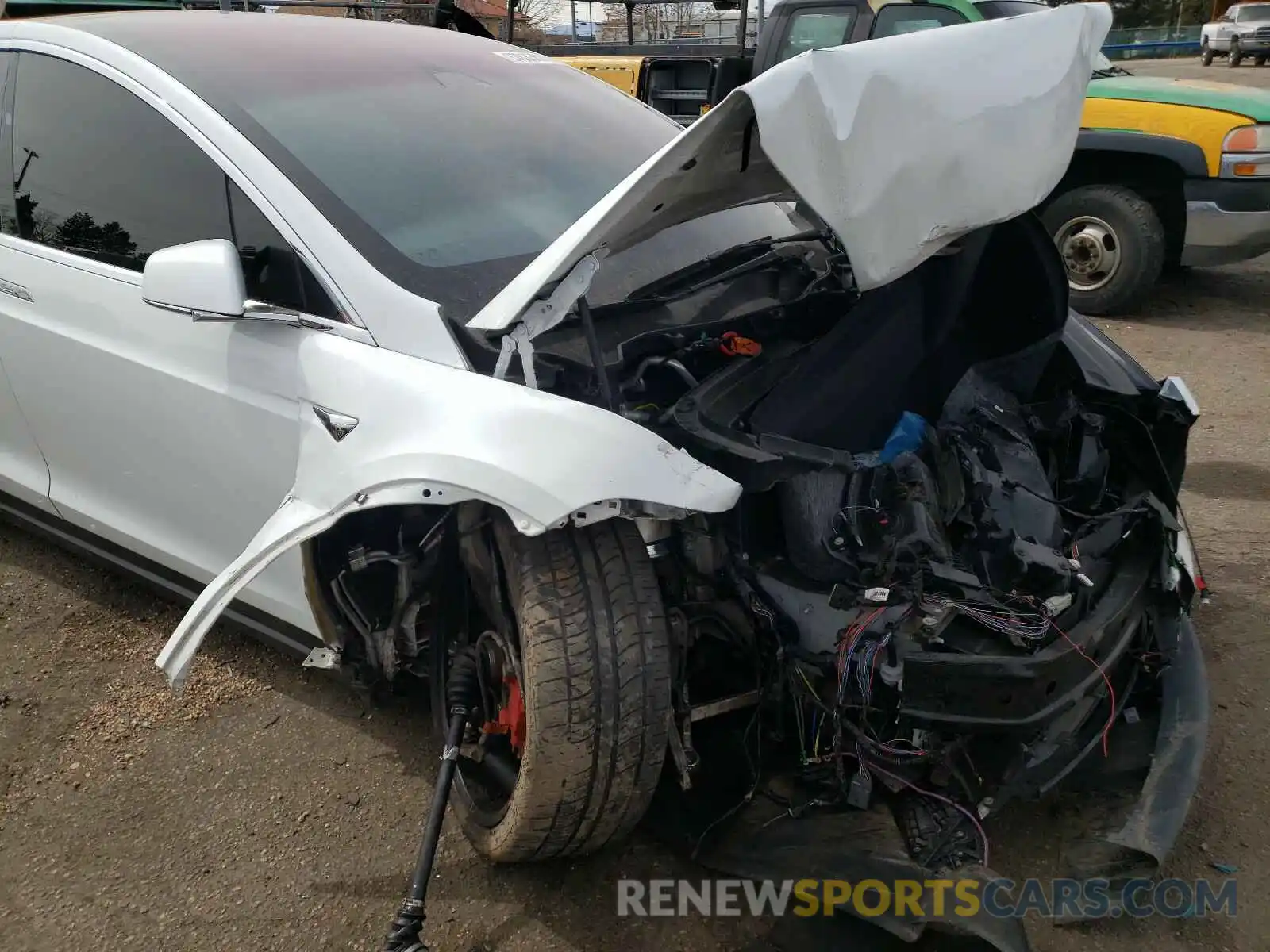 9 Photograph of a damaged car 5YJXCBE47LF301819 TESLA MODEL X 2020