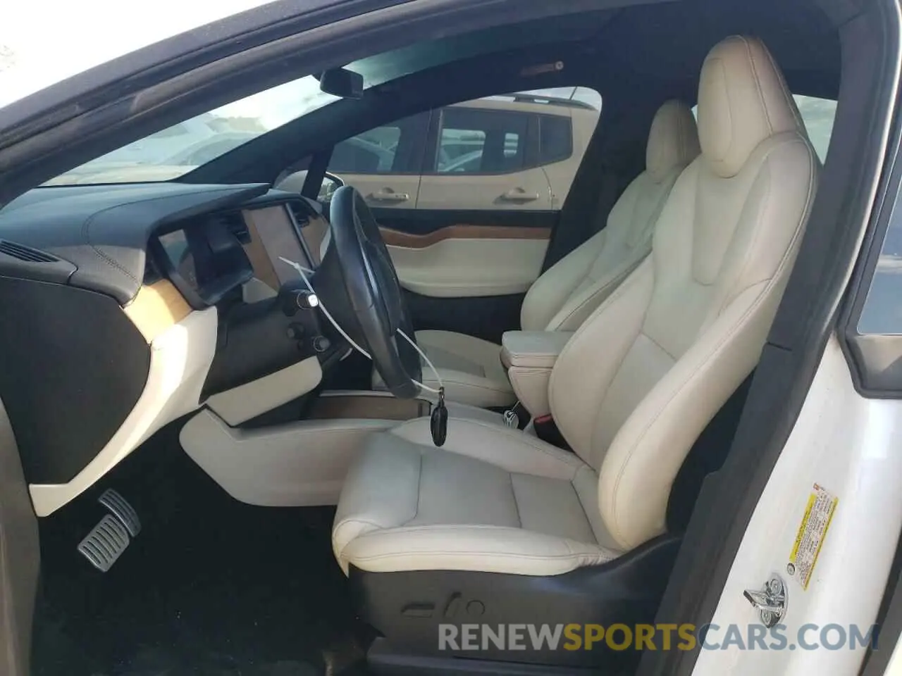 7 Photograph of a damaged car 5YJXCBE49LF243616 TESLA MODEL X 2020