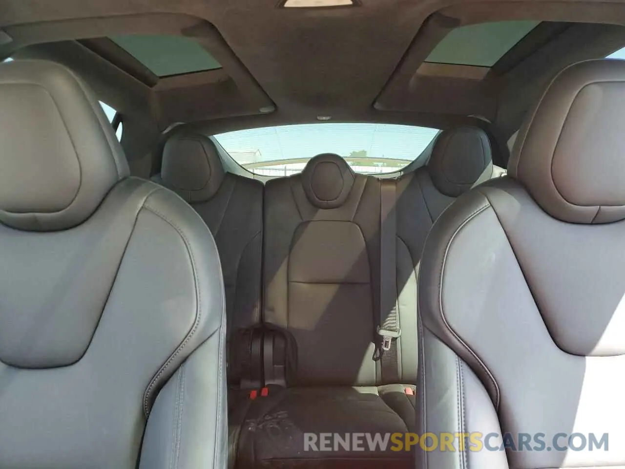 10 Photograph of a damaged car 5YJXCDE22LF250062 TESLA MODEL X 2020