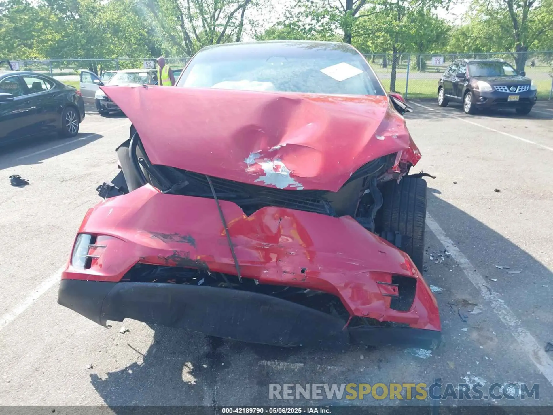 11 Photograph of a damaged car 5YJXCDE22LF266391 TESLA MODEL X 2020