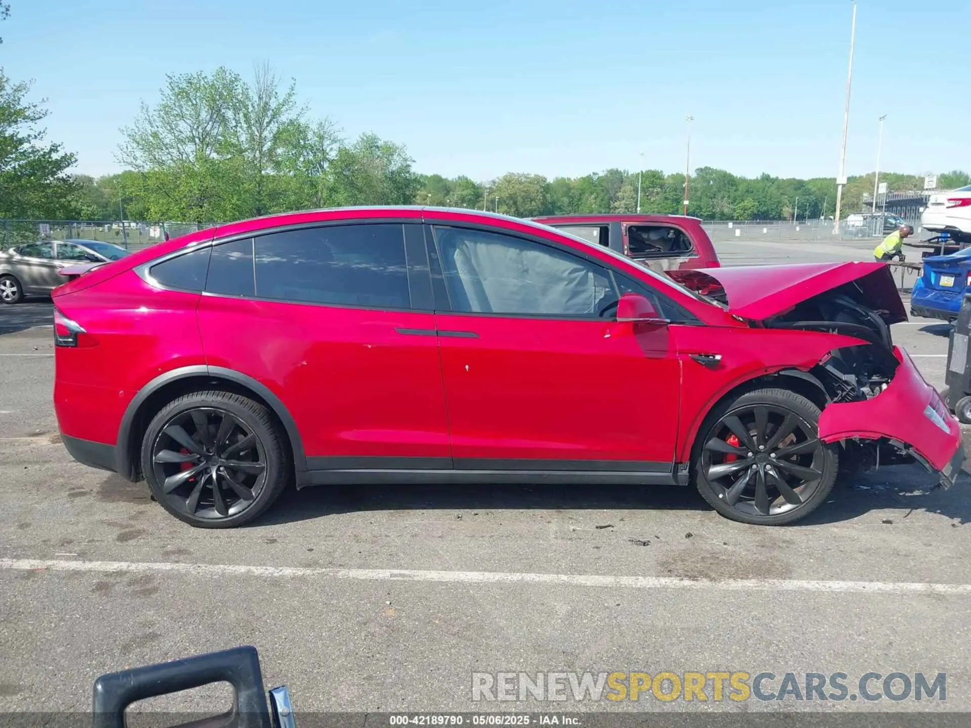 12 Photograph of a damaged car 5YJXCDE22LF266391 TESLA MODEL X 2020