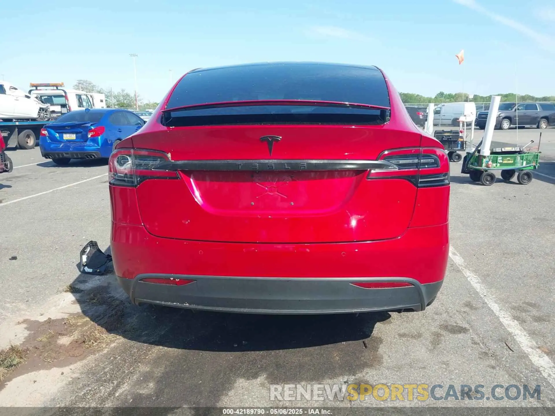 15 Photograph of a damaged car 5YJXCDE22LF266391 TESLA MODEL X 2020