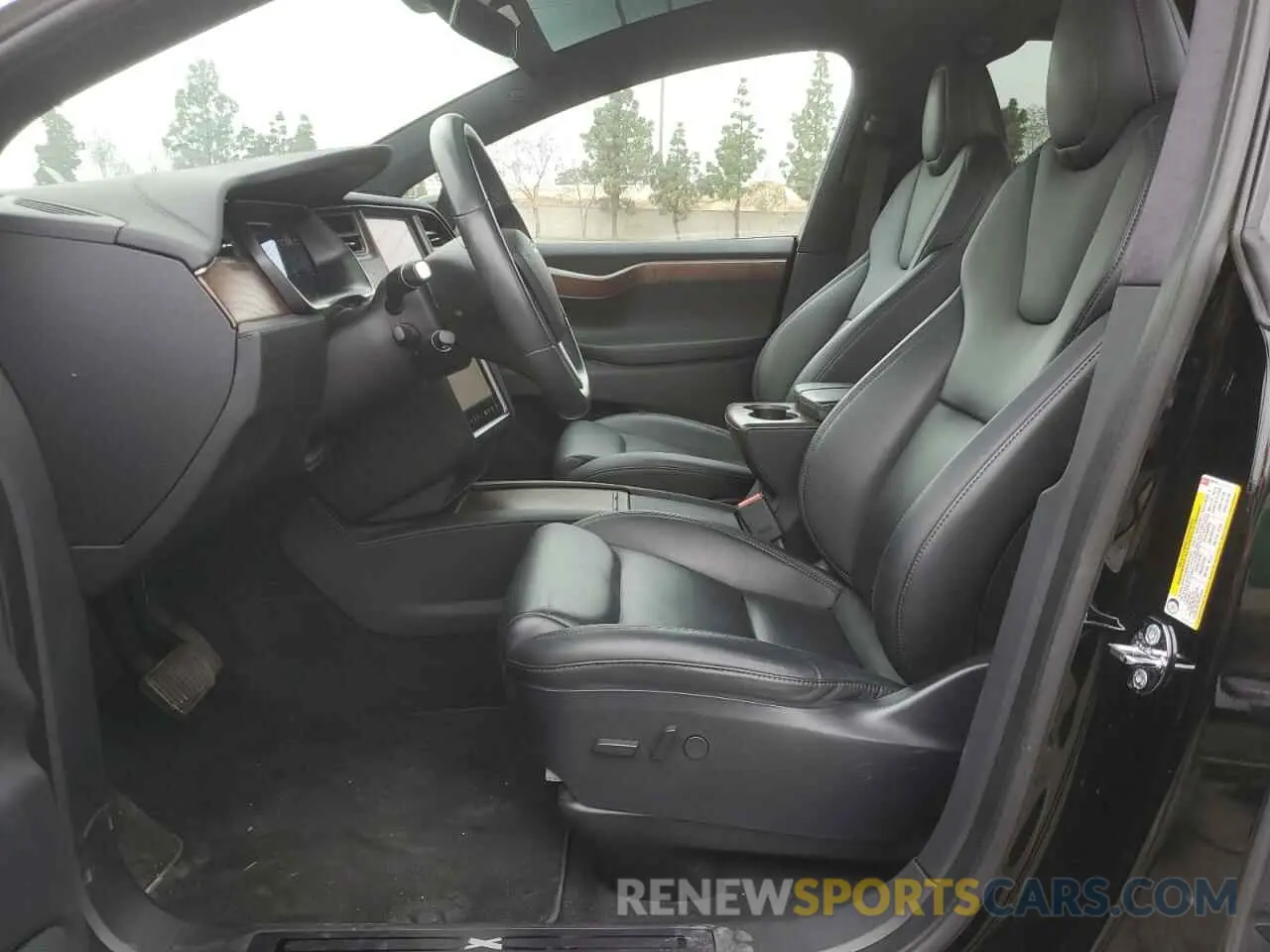 7 Photograph of a damaged car 5YJXCDE23LF248773 TESLA MODEL X 2020