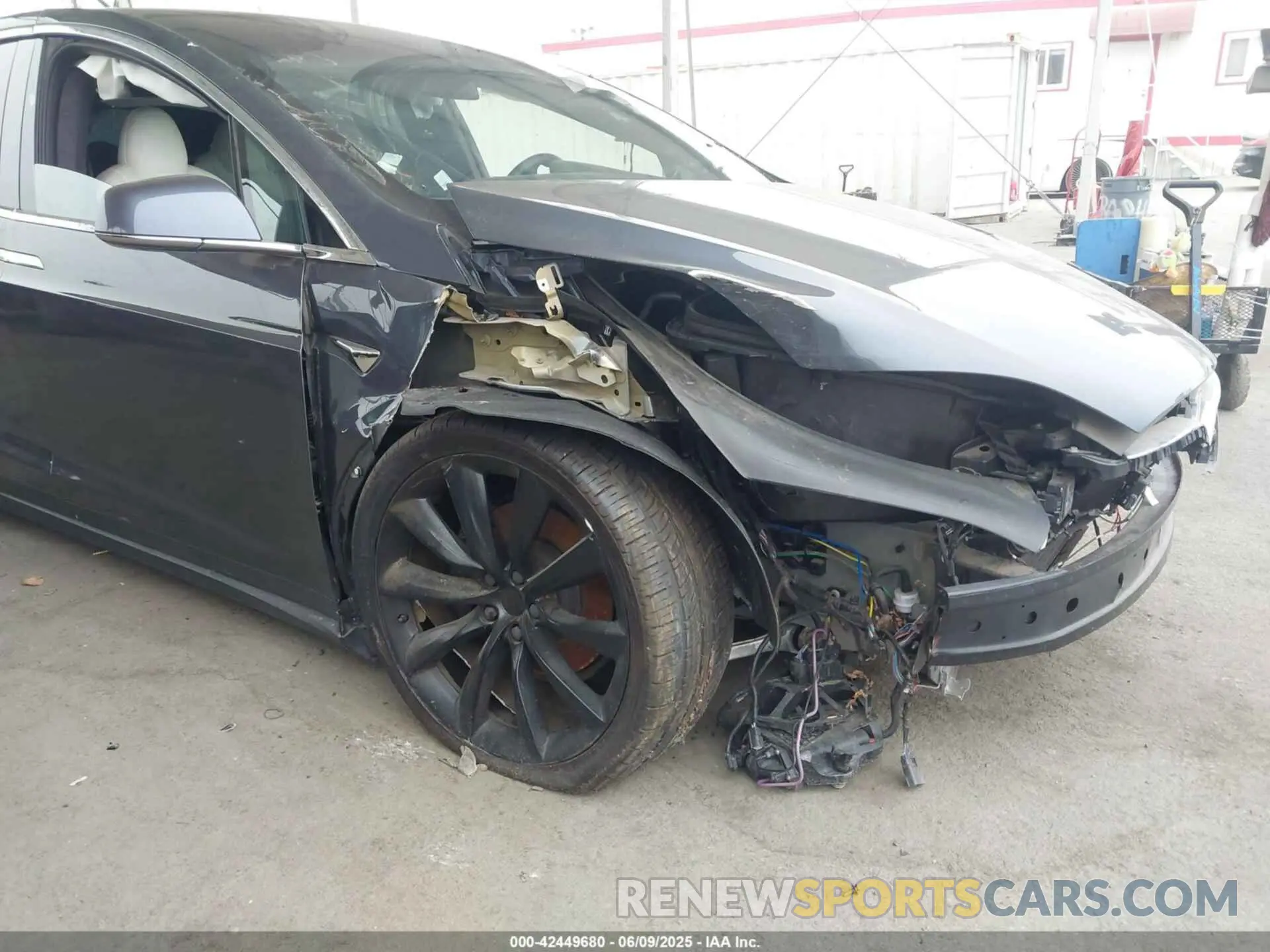 19 Photograph of a damaged car 5YJXCDE23LF270272 TESLA MODEL X 2020