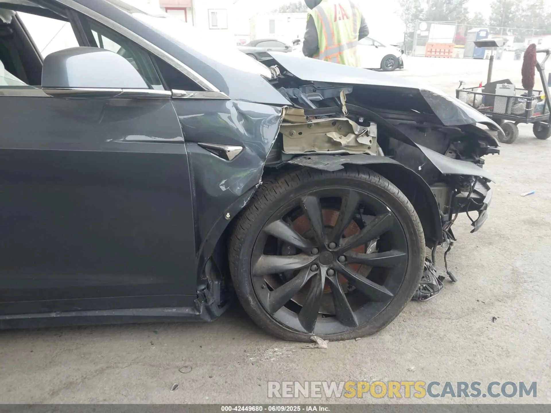 20 Photograph of a damaged car 5YJXCDE23LF270272 TESLA MODEL X 2020