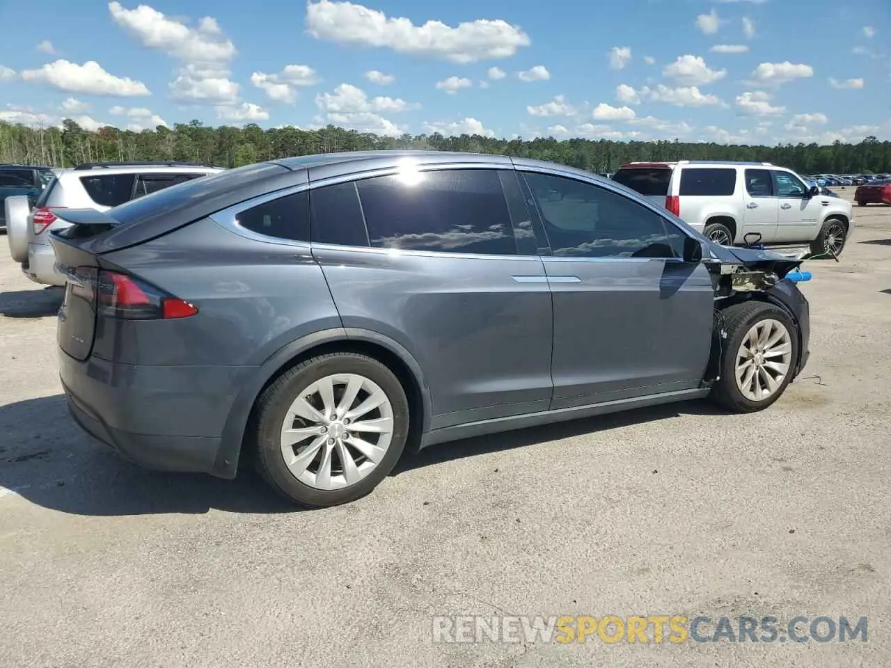 3 Photograph of a damaged car 5YJXCDE24LF250063 TESLA MODEL X 2020