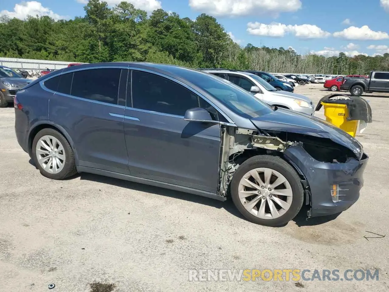 4 Photograph of a damaged car 5YJXCDE24LF250063 TESLA MODEL X 2020
