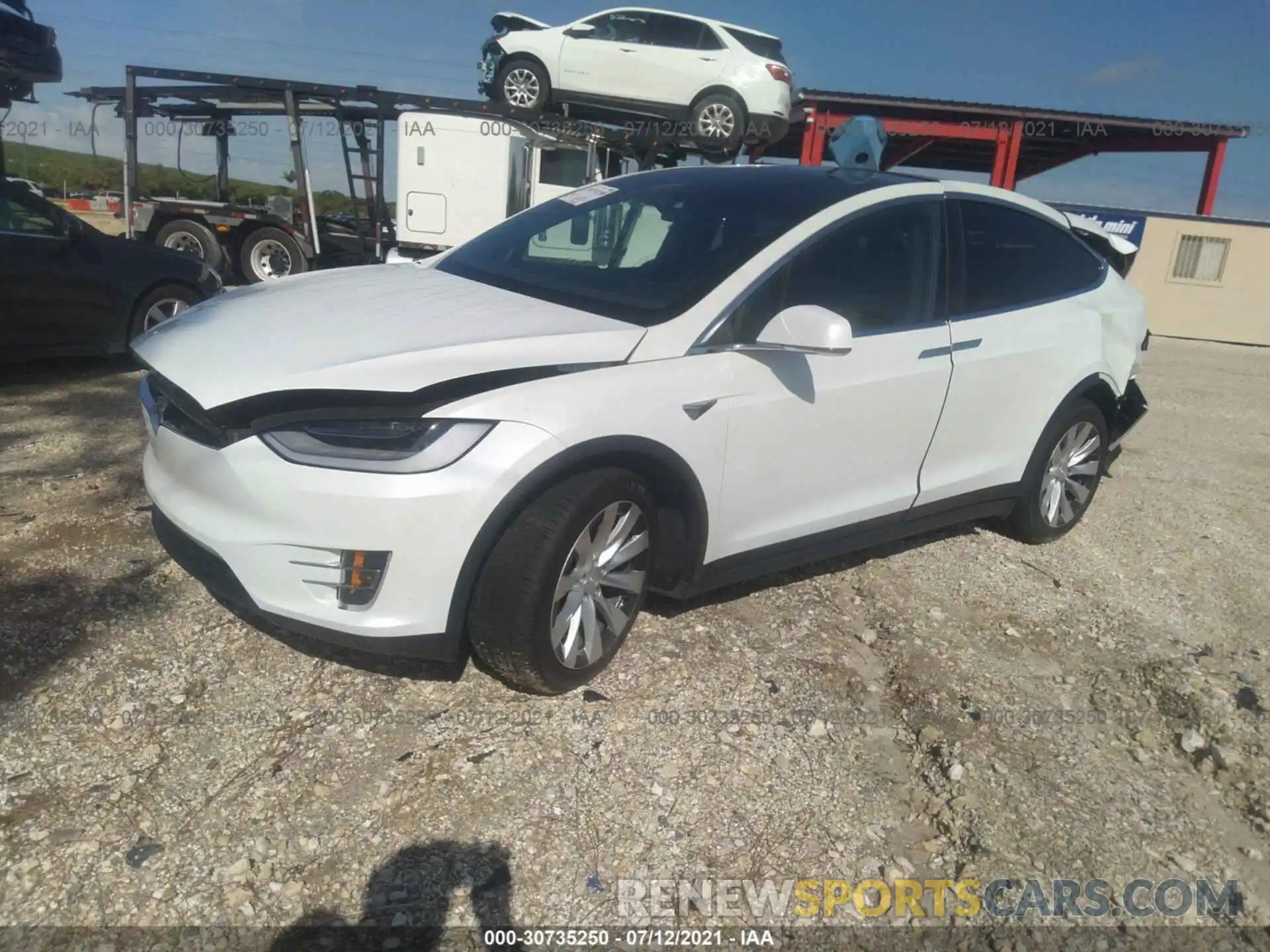 2 Photograph of a damaged car 5YJXCDE25LF234955 TESLA MODEL X 2020