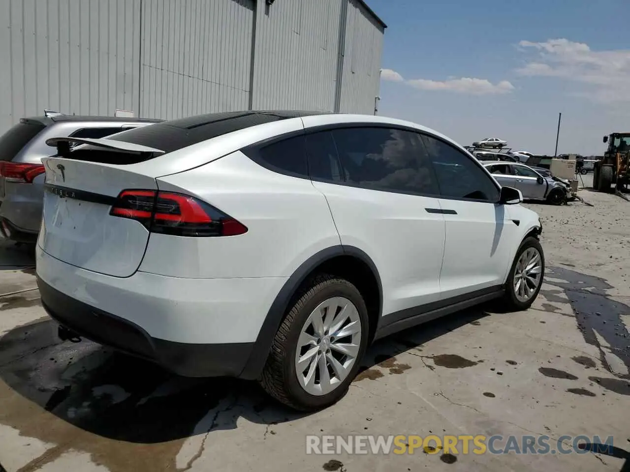 3 Photograph of a damaged car 5YJXCDE25LF284979 TESLA MODEL X 2020