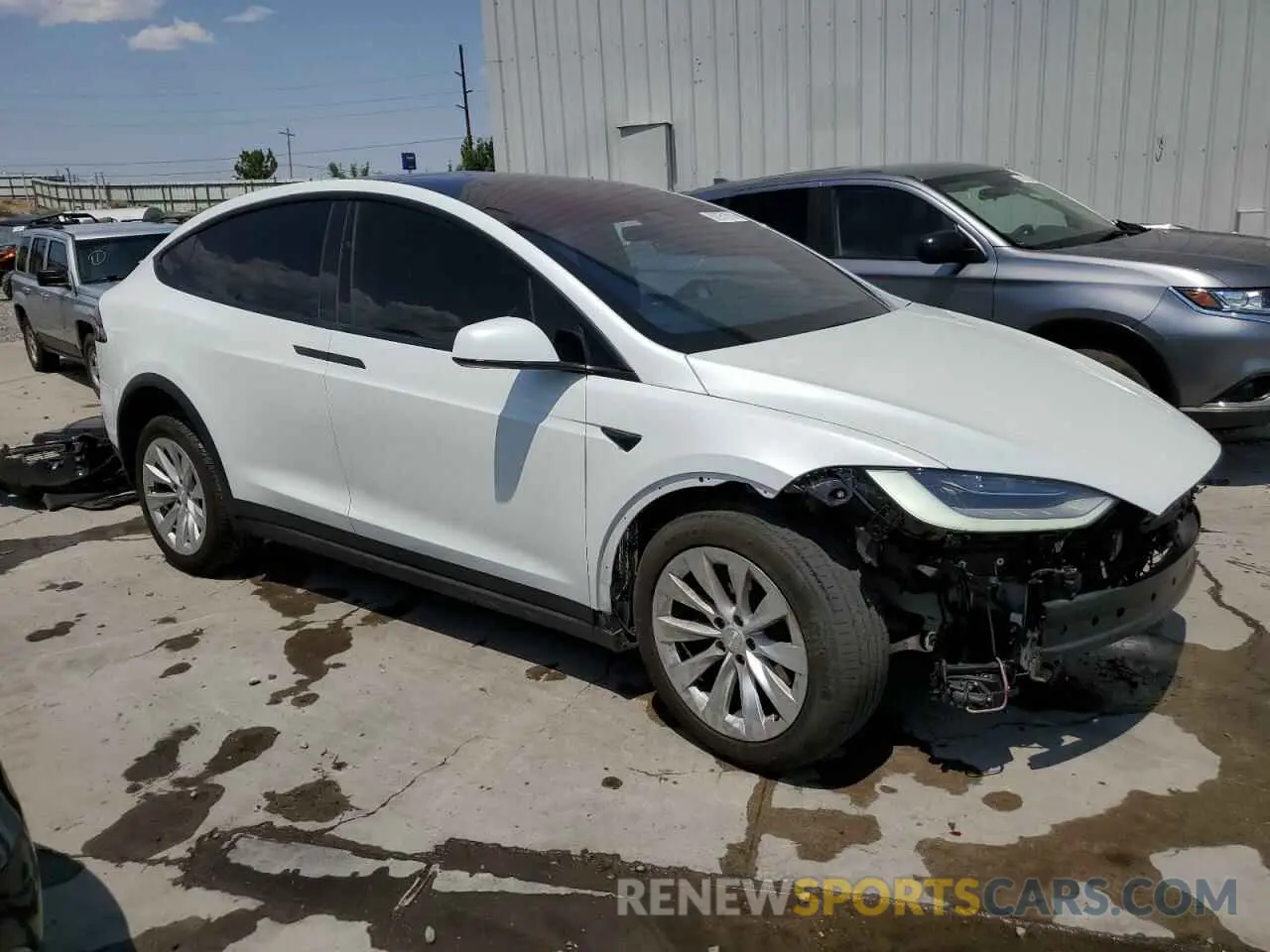 4 Photograph of a damaged car 5YJXCDE25LF284979 TESLA MODEL X 2020