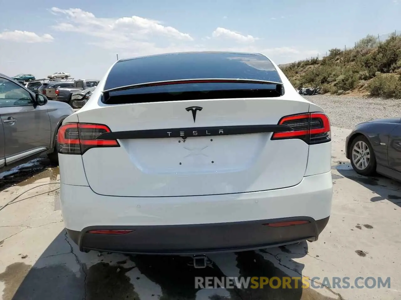 6 Photograph of a damaged car 5YJXCDE25LF284979 TESLA MODEL X 2020