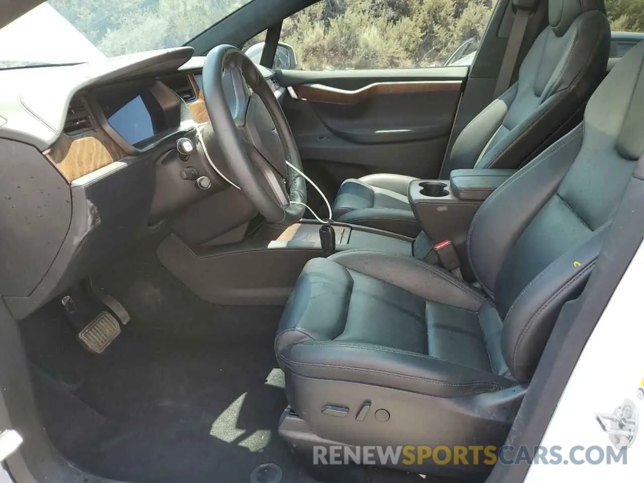 7 Photograph of a damaged car 5YJXCDE25LF284979 TESLA MODEL X 2020
