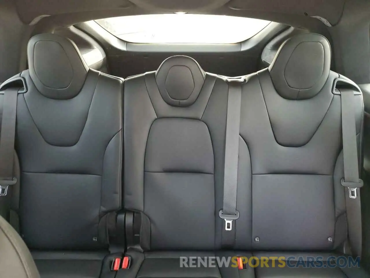 10 Photograph of a damaged car 5YJXCDE25LF300095 TESLA MODEL X 2020