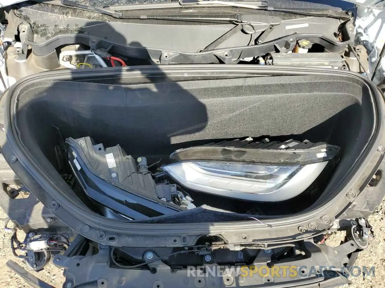 12 Photograph of a damaged car 5YJXCDE26LF241445 TESLA MODEL X 2020