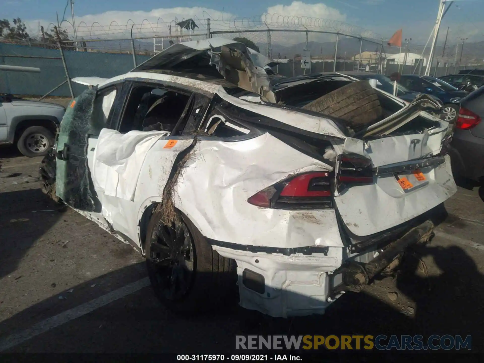 3 Photograph of a damaged car 5YJXCDE27LF236609 TESLA MODEL X 2020