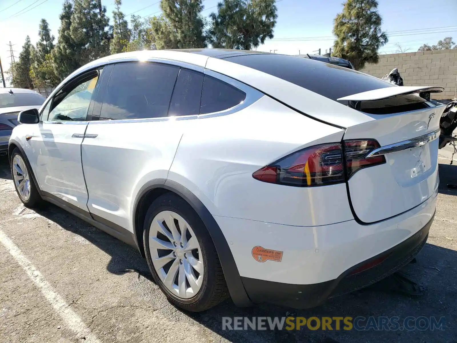 3 Photograph of a damaged car 5YJXCDE27LF238361 TESLA MODEL X 2020