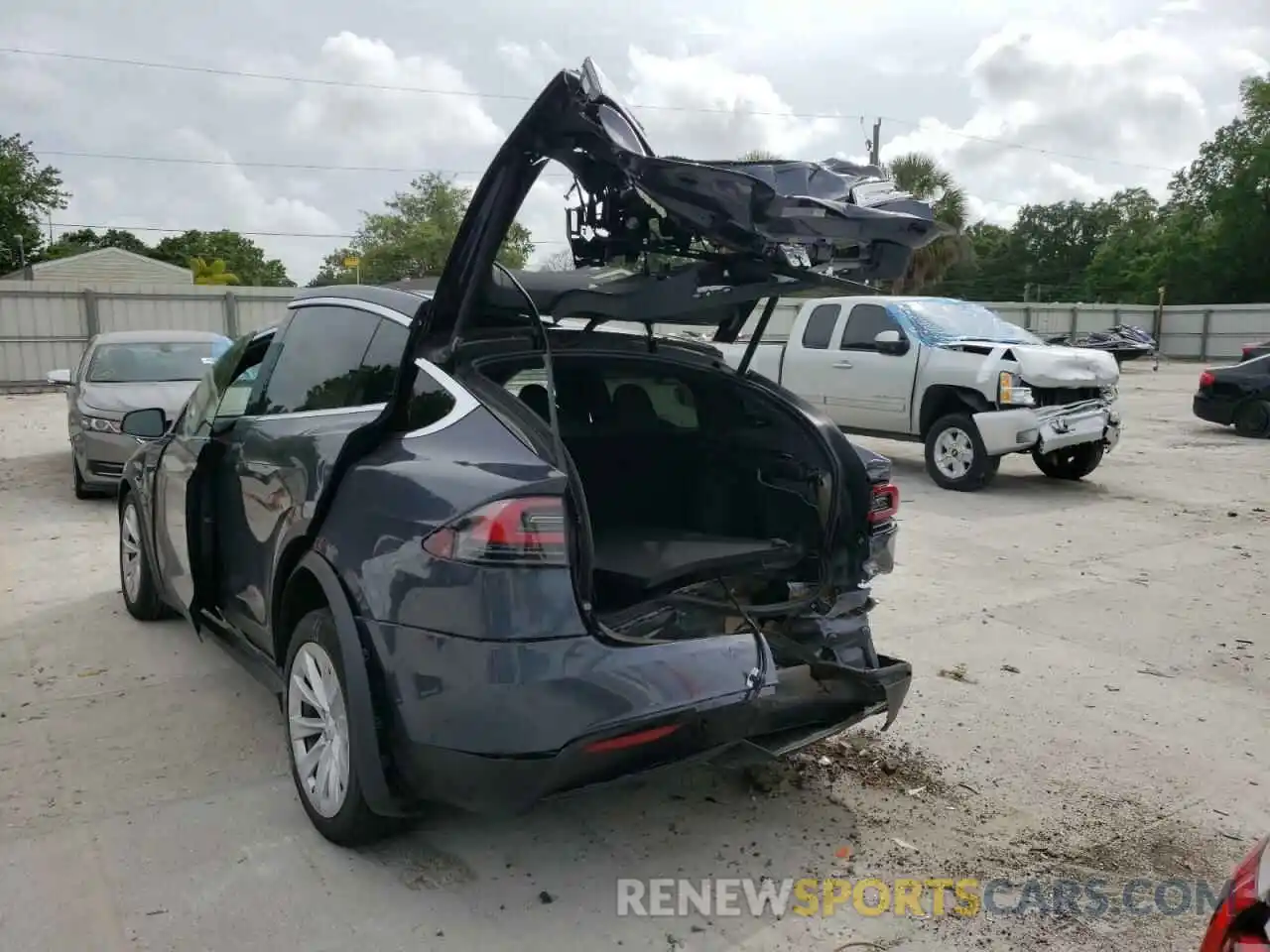 3 Photograph of a damaged car 5YJXCDE27LF248291 TESLA MODEL X 2020