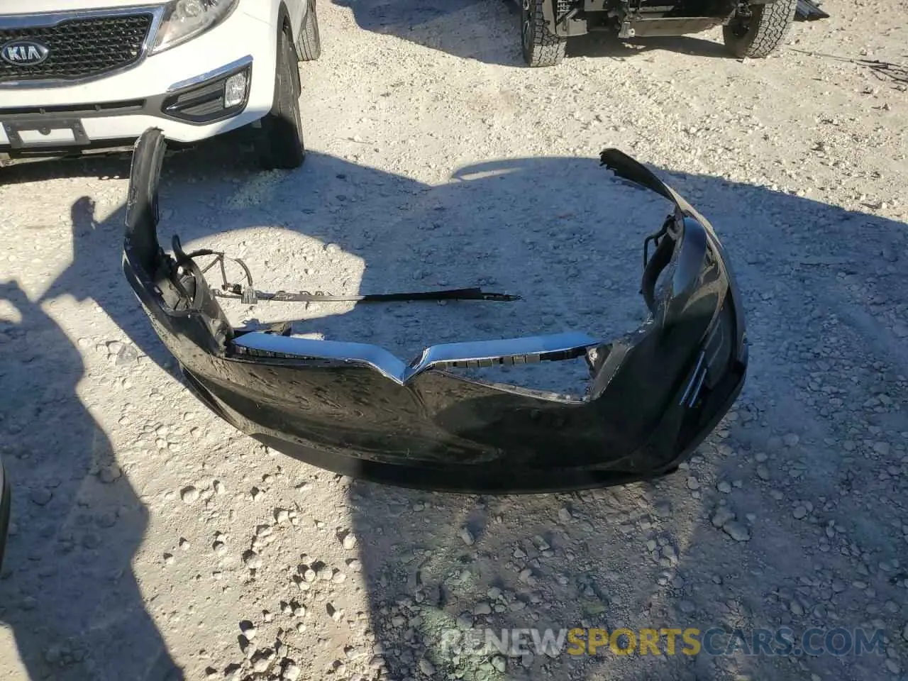 12 Photograph of a damaged car 5YJXCDE2XLF238113 TESLA MODEL X 2020