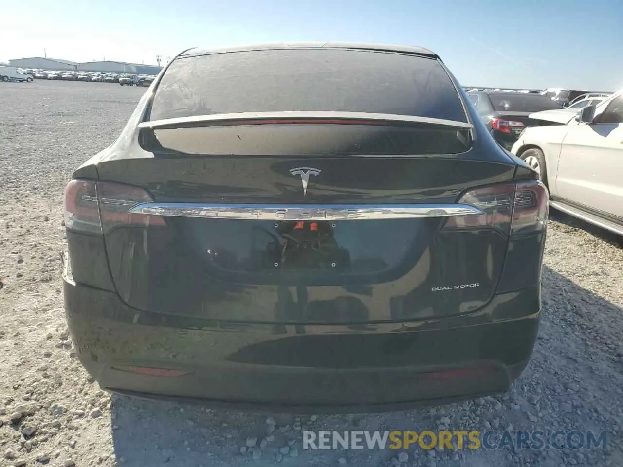 6 Photograph of a damaged car 5YJXCDE2XLF238113 TESLA MODEL X 2020
