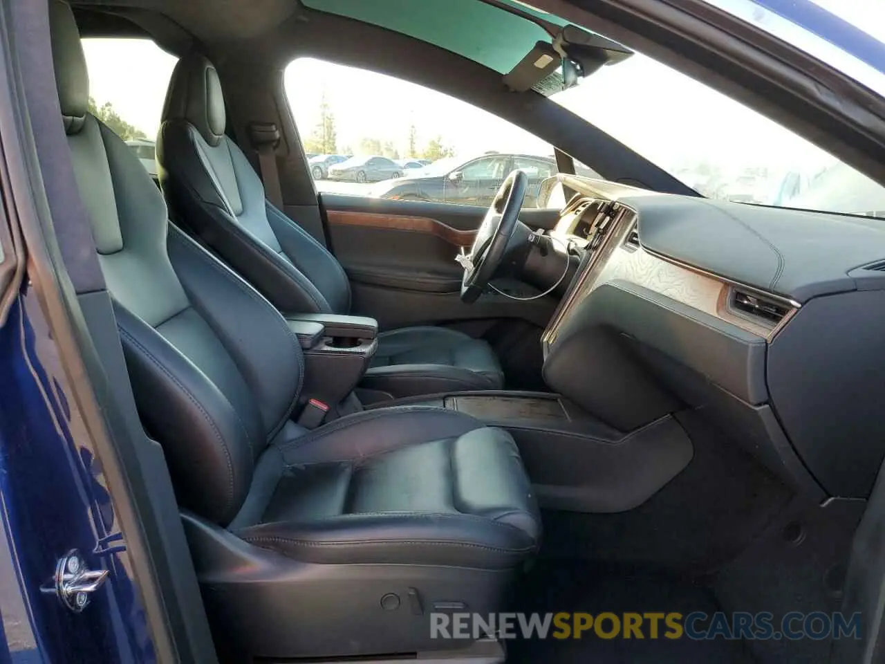 11 Photograph of a damaged car 5YJXCDE2XLF248382 TESLA MODEL X 2020