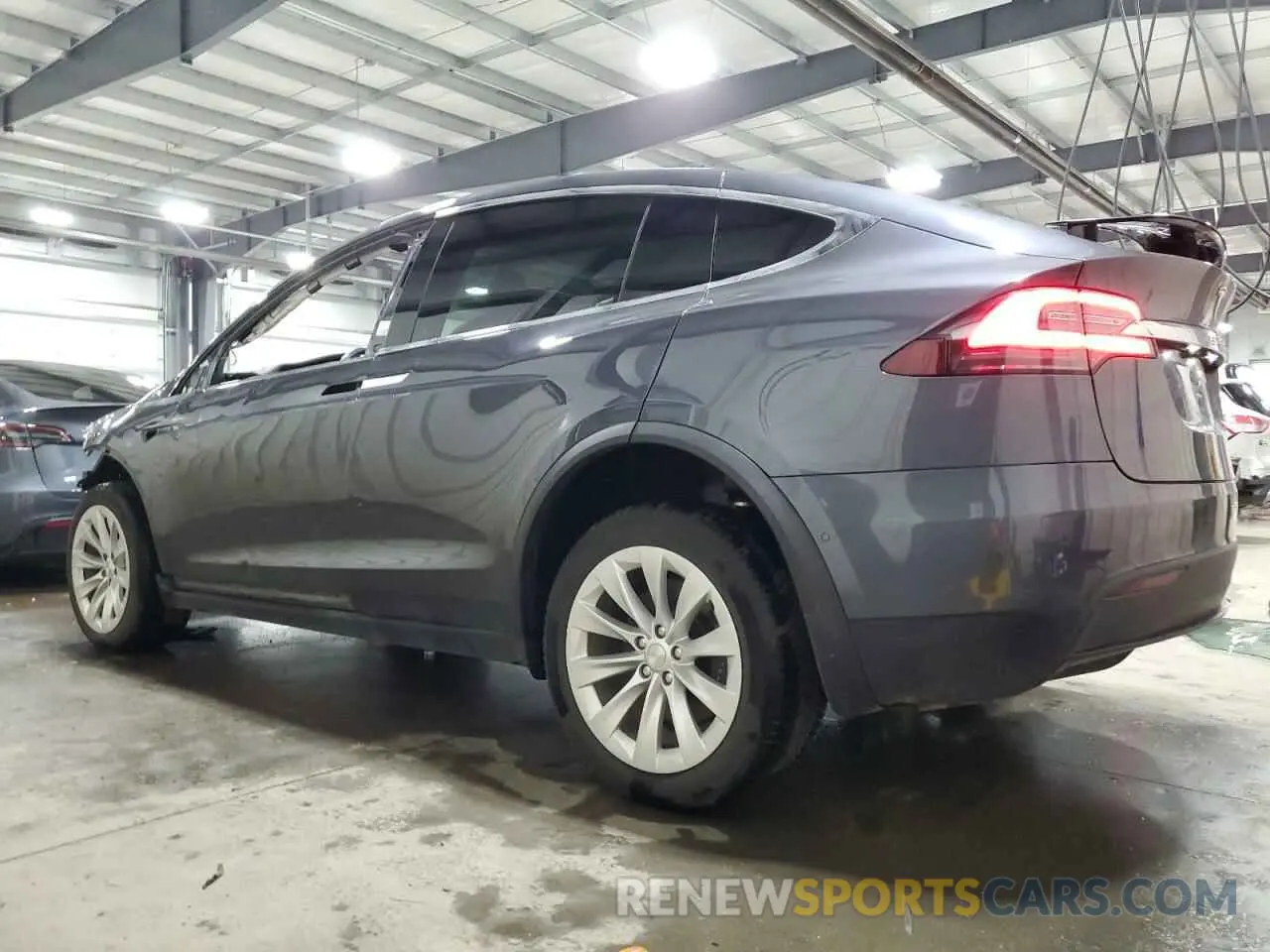 2 Photograph of a damaged car 5YJXCDE2XLF279941 TESLA MODEL X 2020