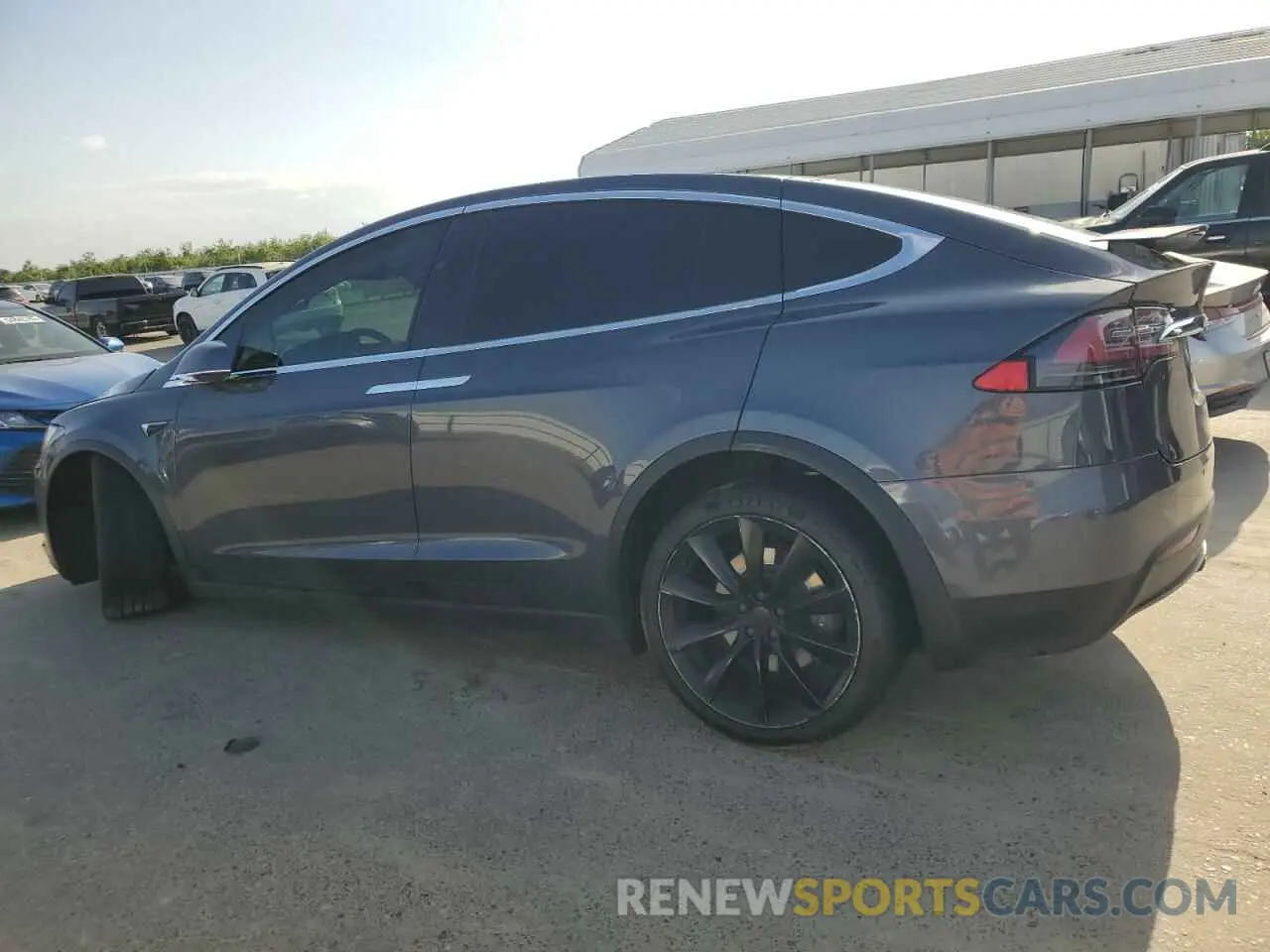 2 Photograph of a damaged car 5YJXCDE2XLF280099 TESLA MODEL X 2020
