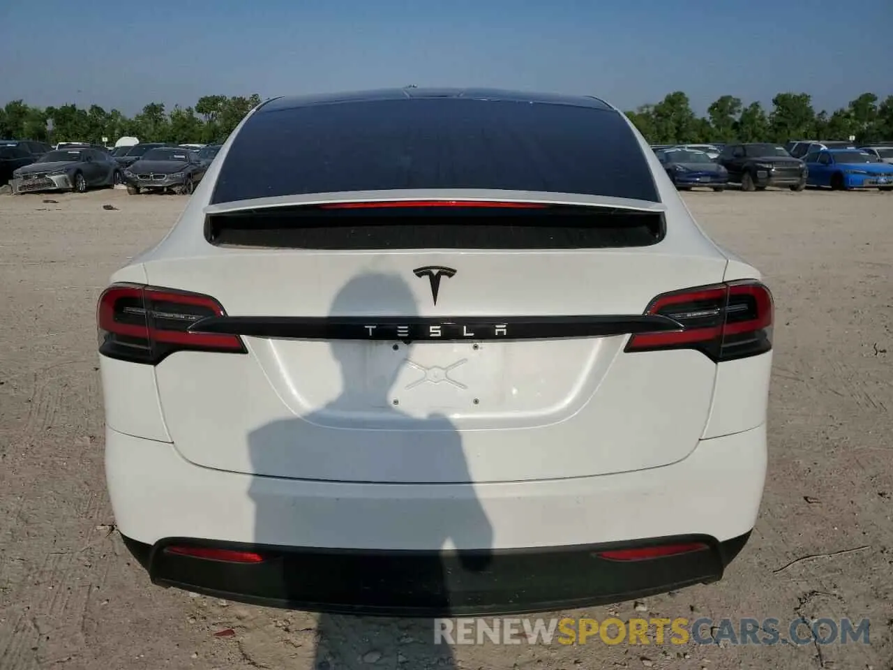 6 Photograph of a damaged car 5YJXCDE2XLF280104 TESLA MODEL X 2020