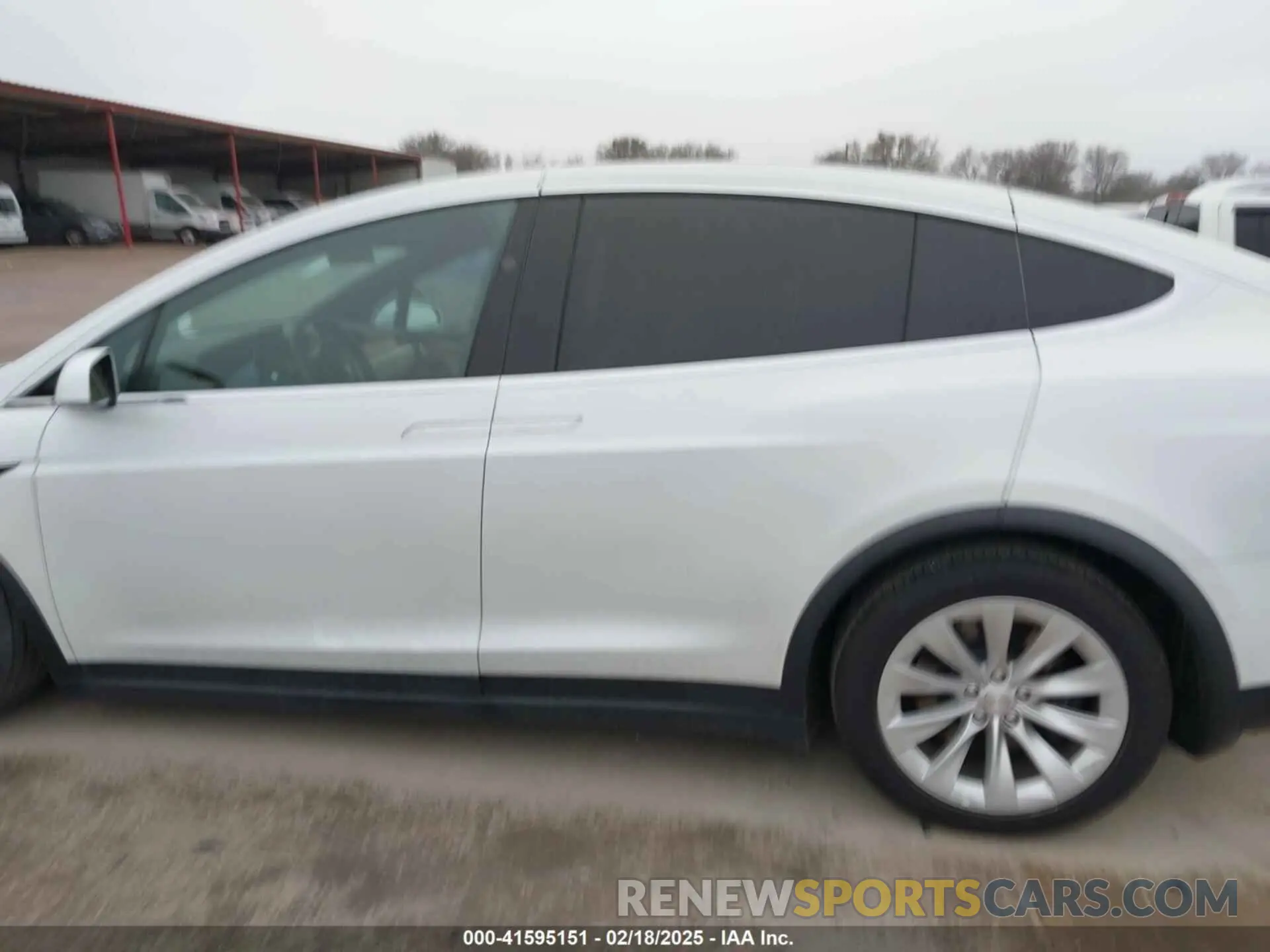 14 Photograph of a damaged car 5YJXCDE2XLF284847 TESLA MODEL X 2020