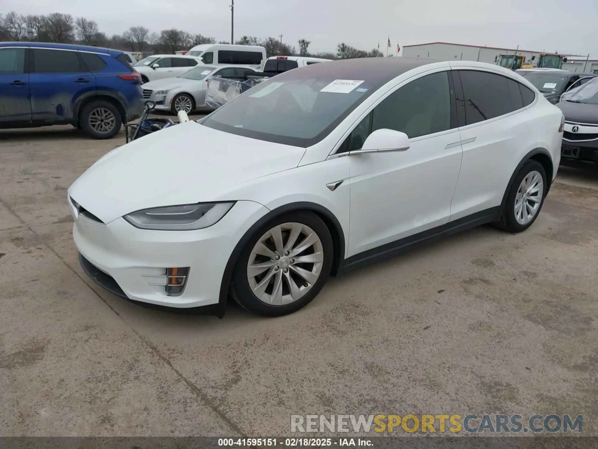 2 Photograph of a damaged car 5YJXCDE2XLF284847 TESLA MODEL X 2020