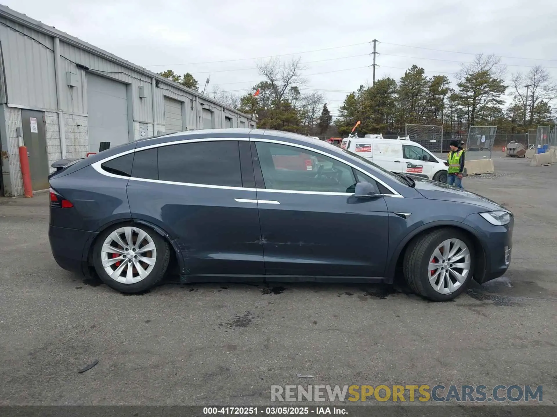 13 Photograph of a damaged car 5YJXCDE40LF263023 TESLA MODEL X 2020