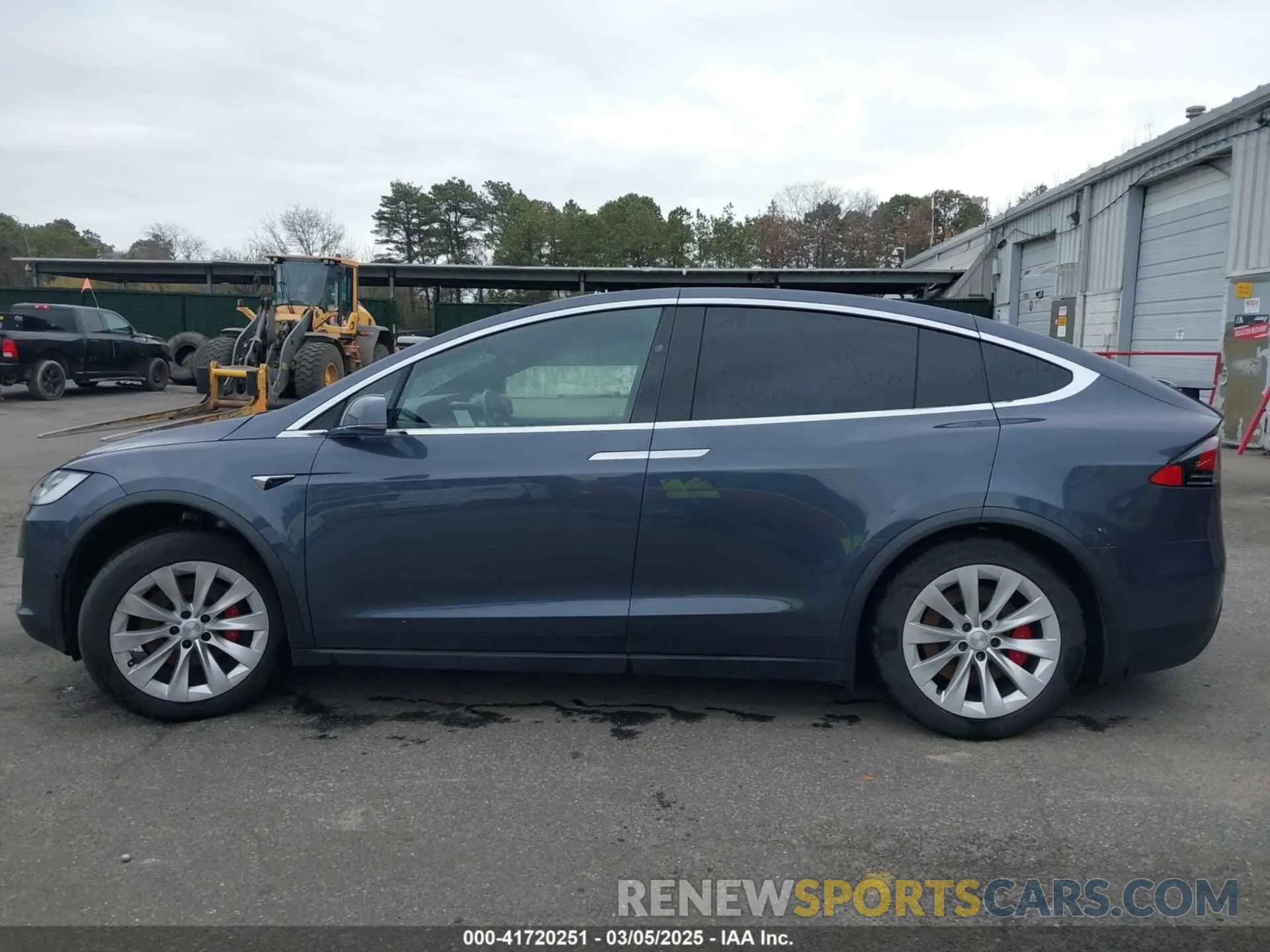 14 Photograph of a damaged car 5YJXCDE40LF263023 TESLA MODEL X 2020