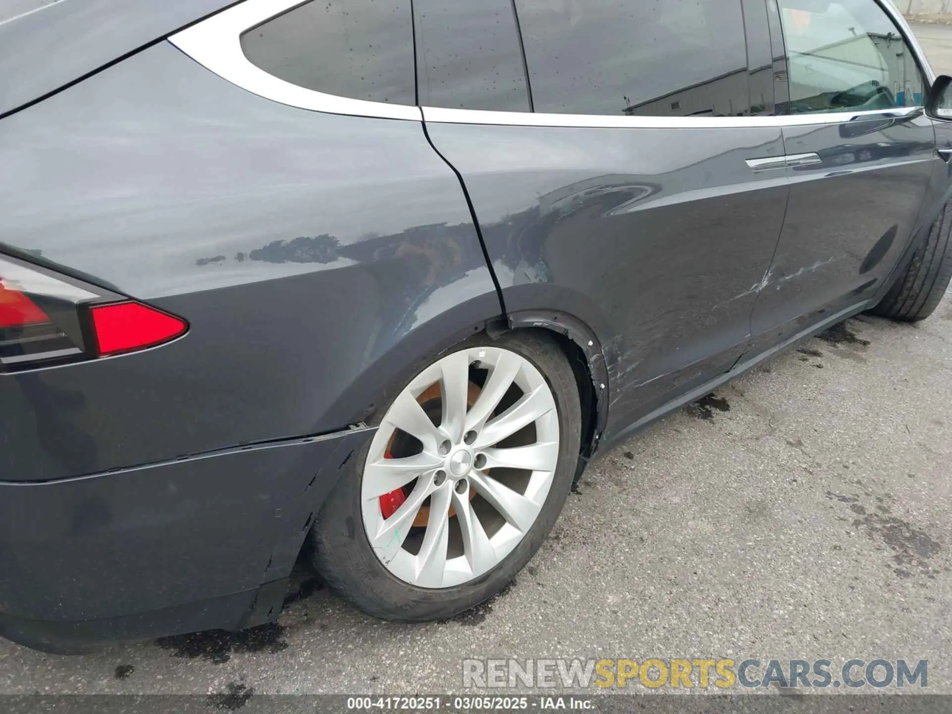 6 Photograph of a damaged car 5YJXCDE40LF263023 TESLA MODEL X 2020