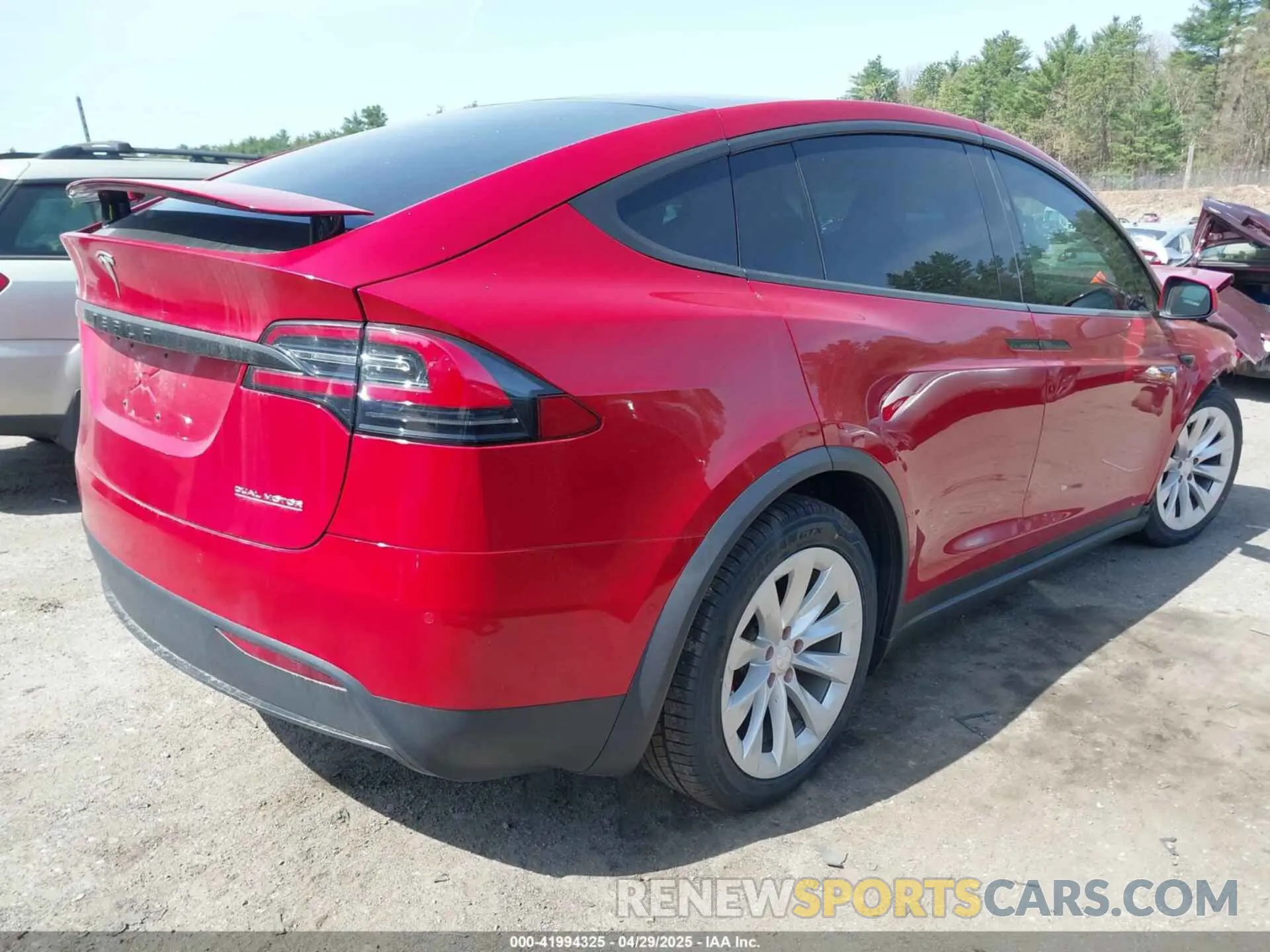 4 Photograph of a damaged car 5YJXCDE41LF243959 TESLA MODEL X 2020