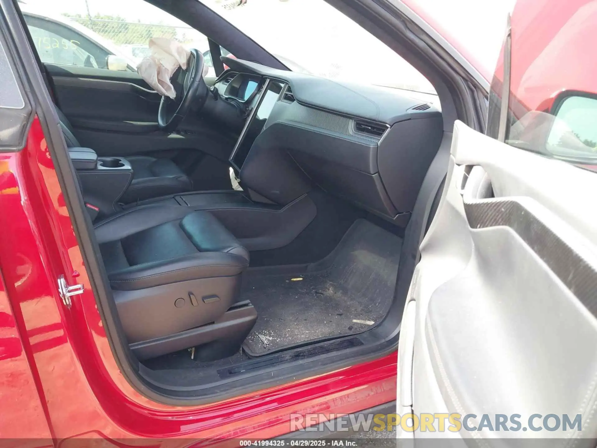 5 Photograph of a damaged car 5YJXCDE41LF243959 TESLA MODEL X 2020