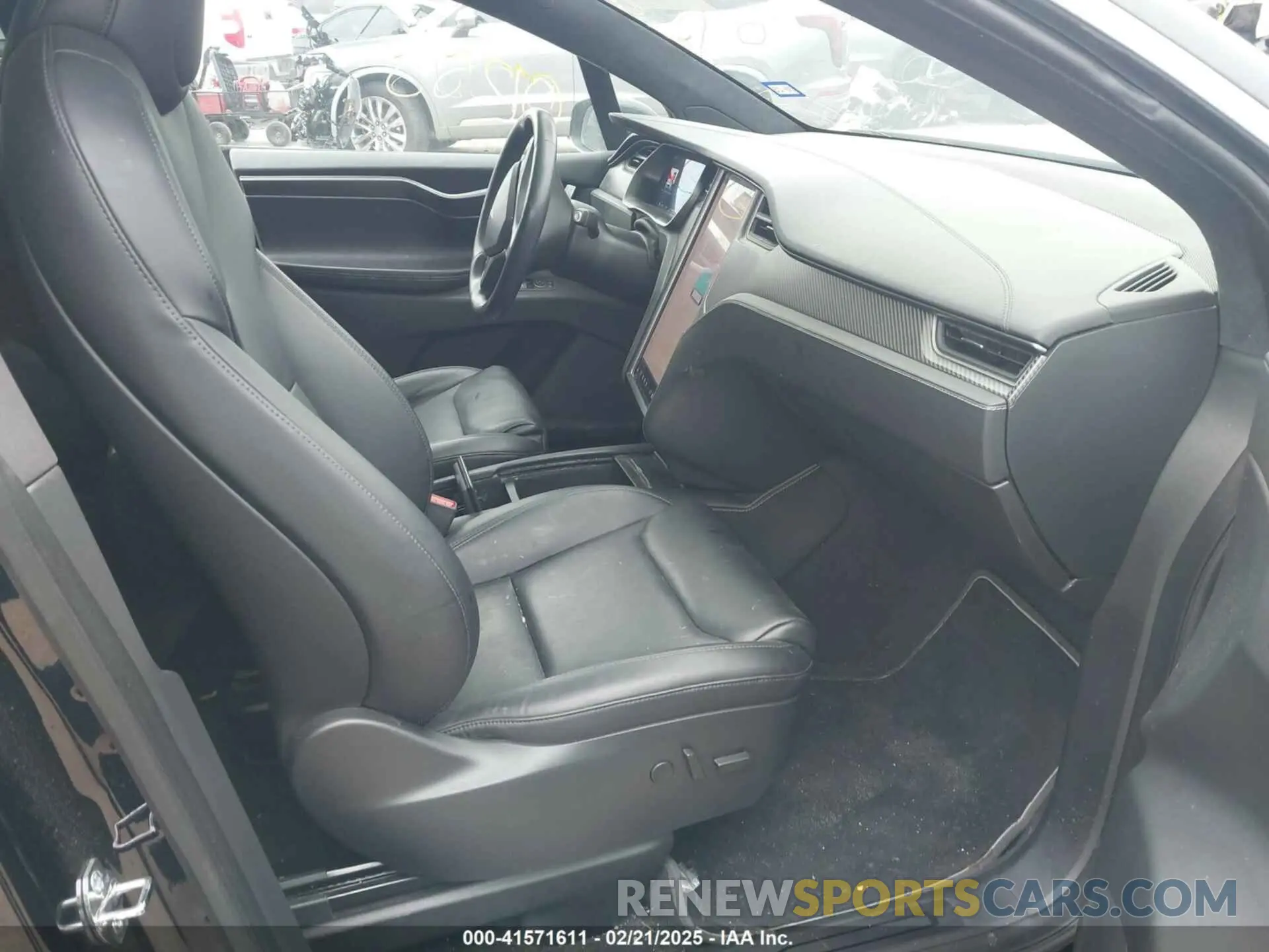 5 Photograph of a damaged car 5YJXCDE43LF301540 TESLA MODEL X 2020