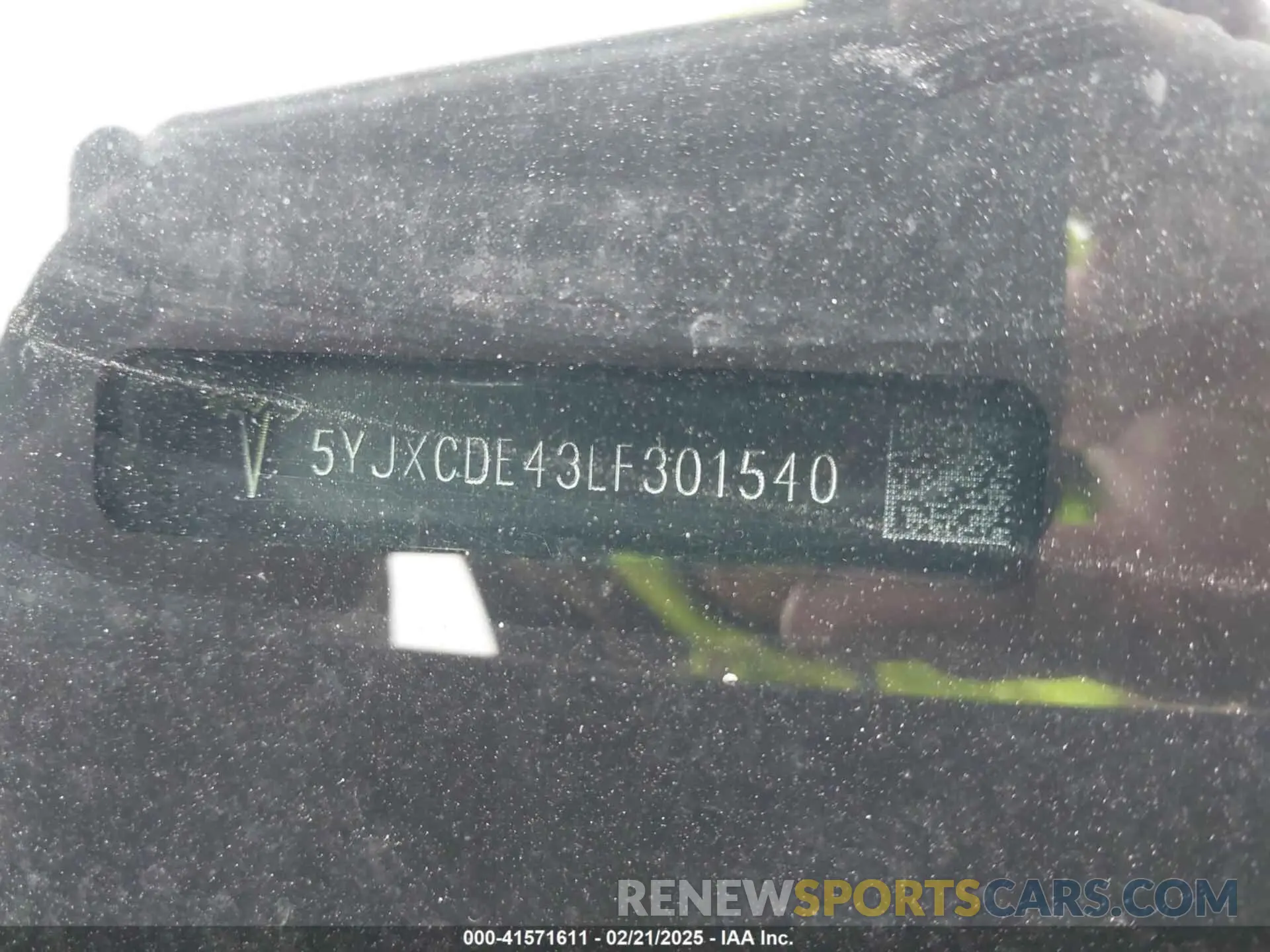 9 Photograph of a damaged car 5YJXCDE43LF301540 TESLA MODEL X 2020