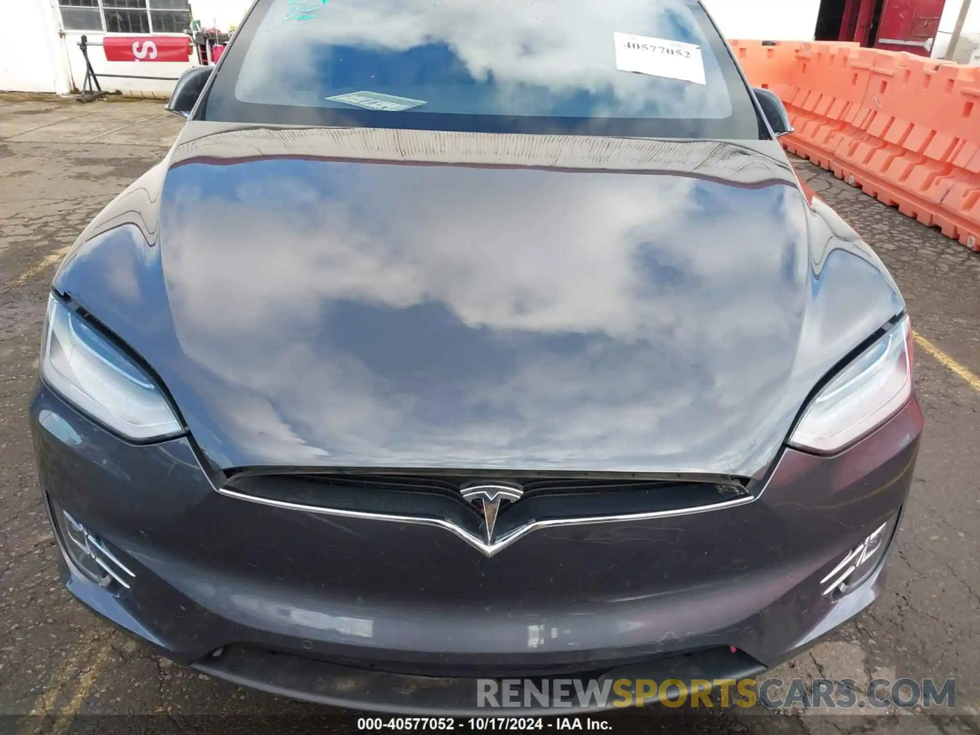 10 Photograph of a damaged car 5YJXCDE44LF261551 TESLA MODEL X 2020