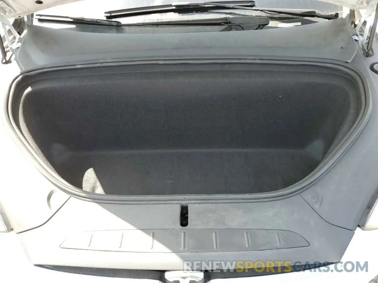 11 Photograph of a damaged car 5YJXCDE45LF303130 TESLA MODEL X 2020